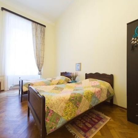 Apartment On Tabidze 3/5 Τυφλίδα Εξωτερικό φωτογραφία